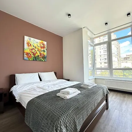 віп вул під голоском 15 б 9-1 *