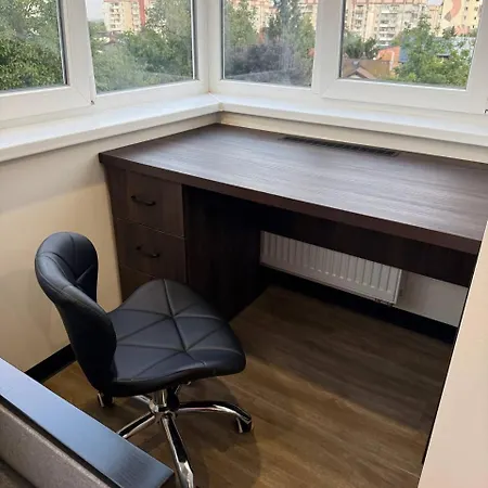 віп вул під голоском 15 б 9-1 *