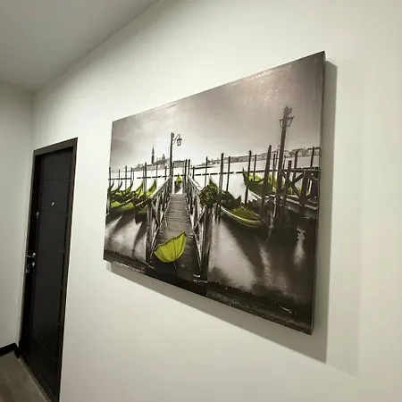 Apartman віп вул під голоском 15 б 9-1 *