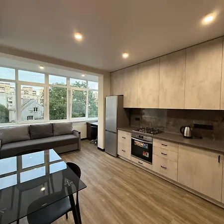 віп вул під голоском 15 б 9-1 Apartman Lviv