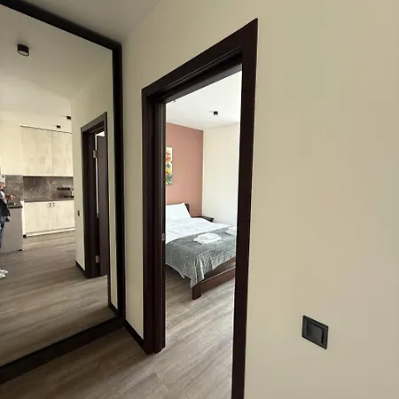 віп вул під голоском 15 б 9-1 *