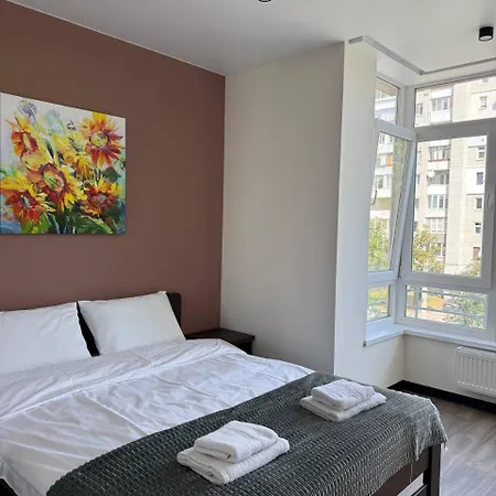 віп вул під голоском 15 б 9-1 *