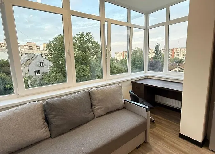 Apartamento віп вул під голоском 15 б 9-1 *