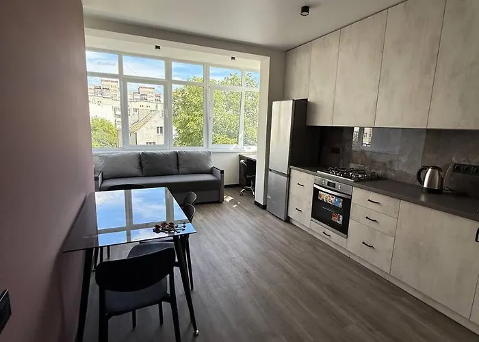 віп вул під голоском 15 б 9-1 * リヴィウ