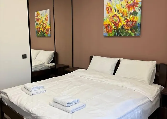 віп вул під голоском 15 б 9-1 *