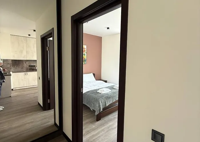 віп вул під голоском 15 б 9-1 *