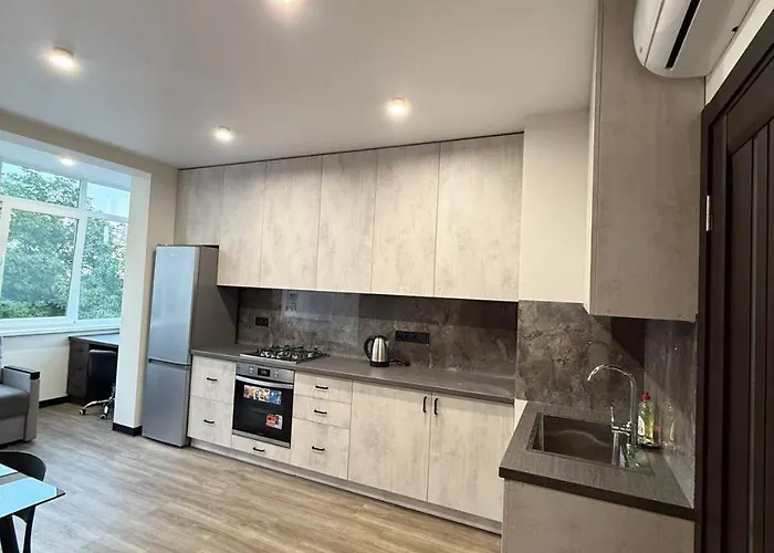 віп вул під голоском 15 б 9-1 * リヴィウ