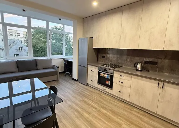 віп вул під голоском 15 б 9-1 * リヴィウ