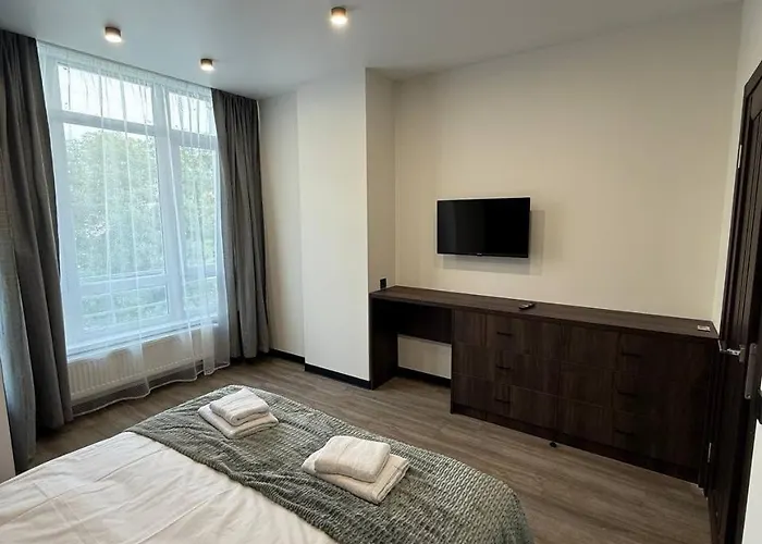 віп вул під голоском 15 б 9-1 * Leópolis