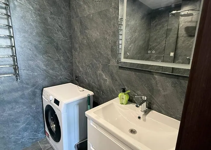 віп вул під голоском 15 б 9-1 *